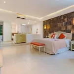 Encantadora Suite súper amplia en COLIBRI Playa del Carmen